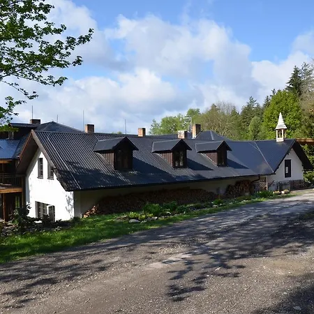 Guest house Modry Jelen