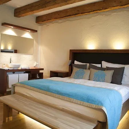 Modry Jelen 4*